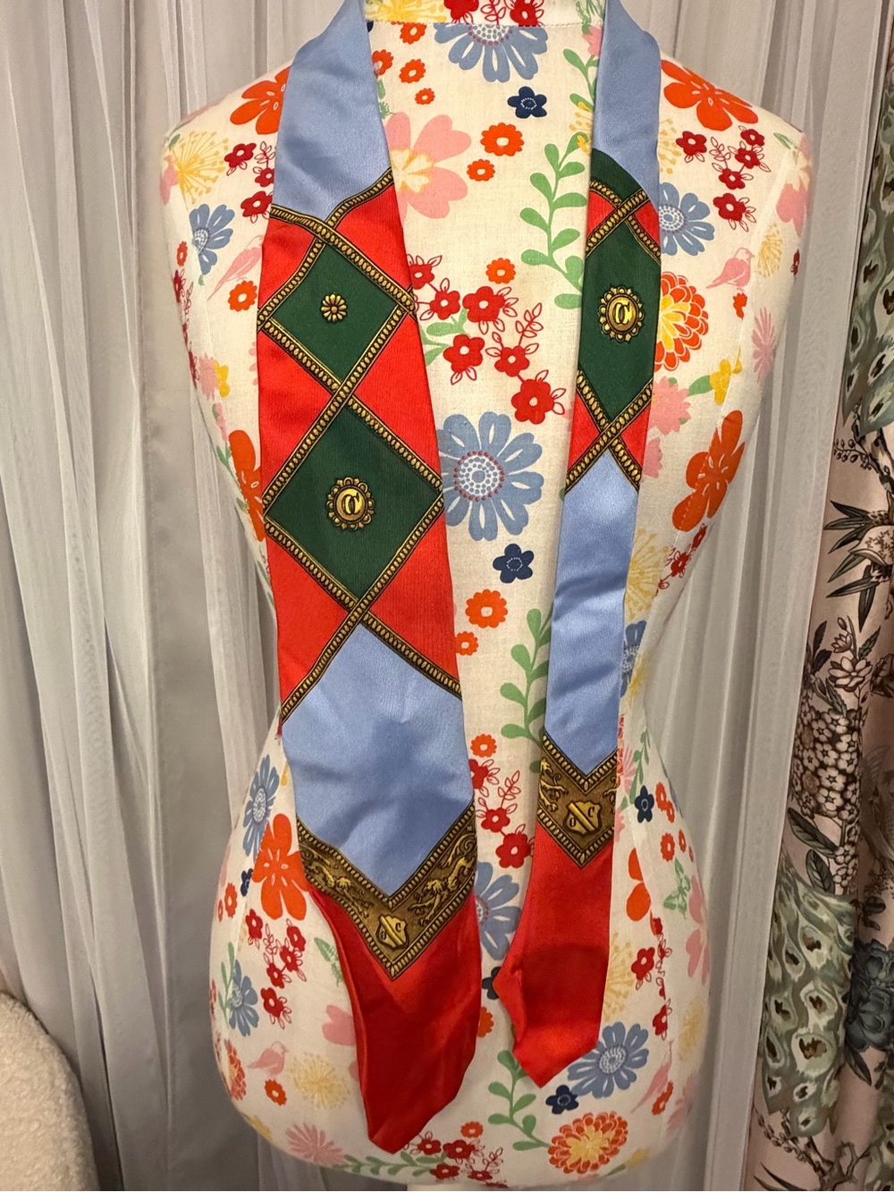 Oleg Cassini Red Green Light Blue Silk Skinny Tie with Gold Accents